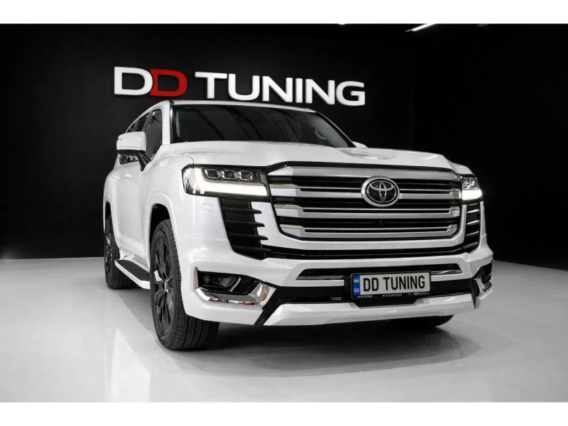 Toyota Land Cruiser 300 2021- рр. Комплект обвісів VXR Білий колір — фото 2