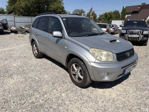 Toyota Rav 4 2005 рік дизель