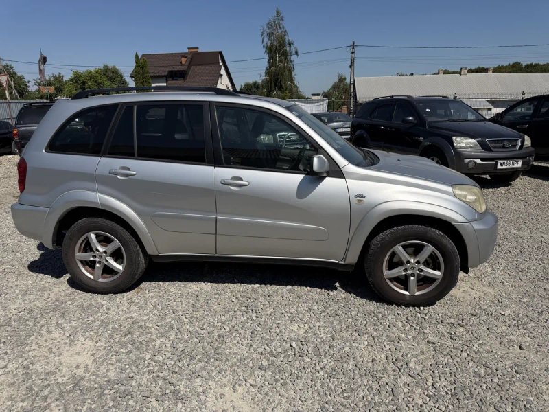 Toyota Rav 4 2005 рік дизель — фото 2