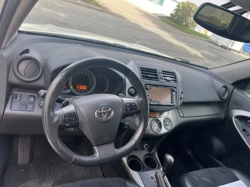 Toyota RAV-4 2012... — фото 8