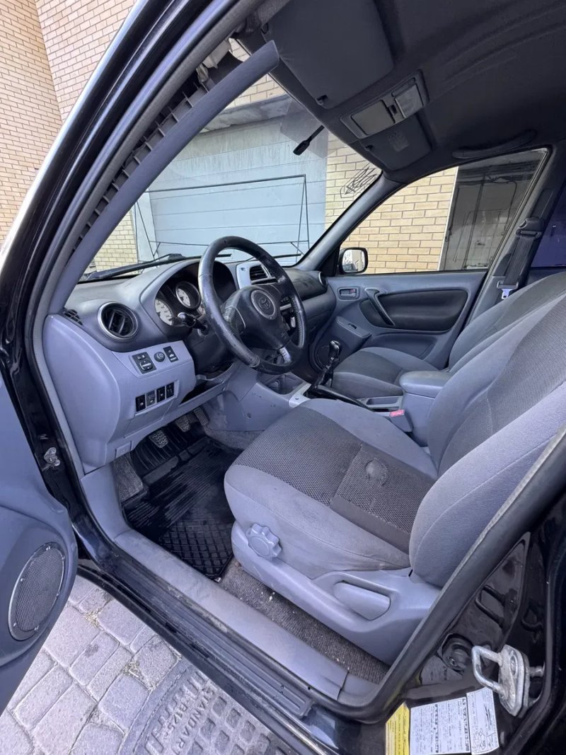 Toyota Rav4 2.0 tdi полный привод — фото 7