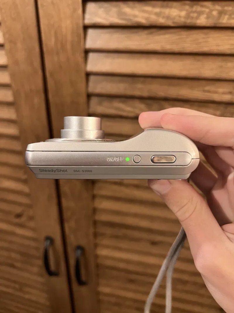 Цифровий фотоапарат Sony Cyber-shot DSC-S3000 Silver (CCD / Y2K / Батарейки АА) Стан нового! — фото 4