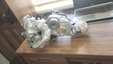 Турбіна БИ Турбина Bi-Turbo Volkswagen Crafter 2.0 Крафтер 03L145715B