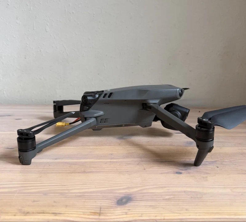 Тушка дрон Dji mavic 3 pro — фото 5