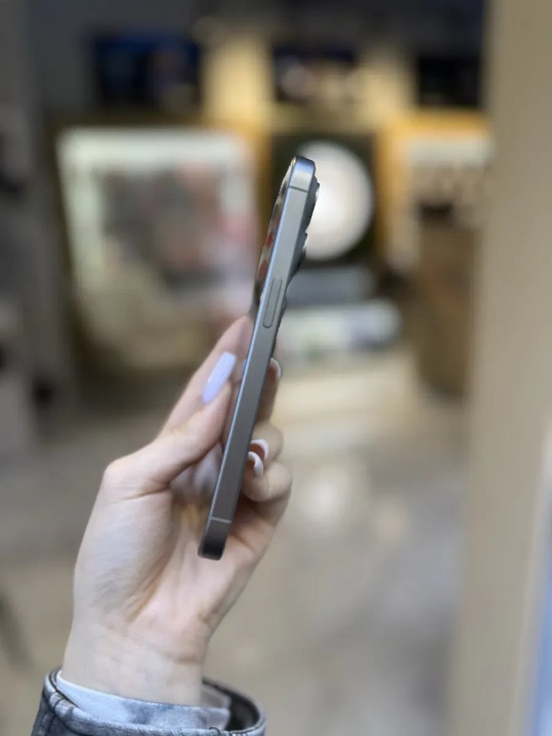 Used iPhone 15 Pro 128gb global — фото 5