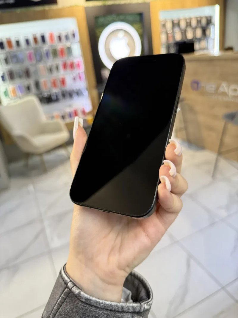 Used iPhone 16 Pro 256gb Black global — фото 6