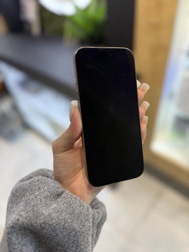 Used iPhone 16 Pro 256gb Desert (global) — фото 6