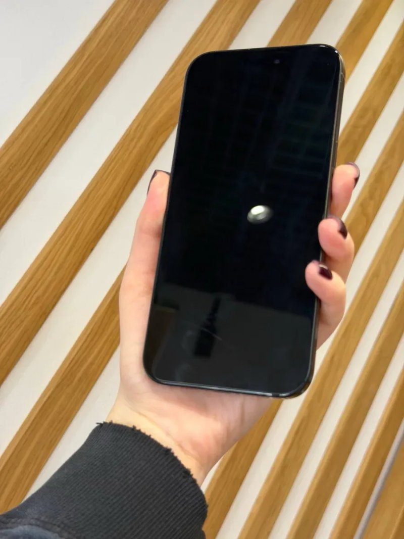 Used iPhone 16 Pro Max 256gb Black e-sim — фото 5