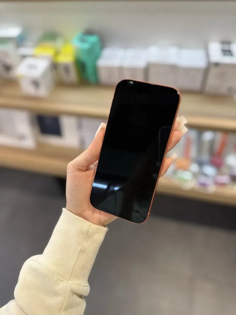 Used iPhone 17 Pro 256gb Orange (global) — фото 6