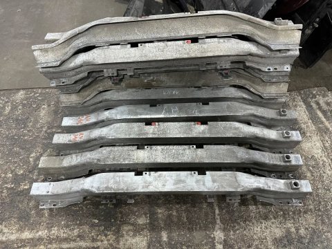 Усилитель заднего бампера opel astra h 13125147