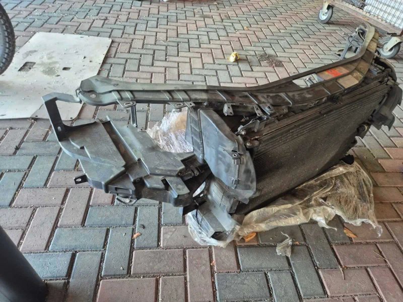 установочна панель Audi A8 D3 2002–2009 телевізор ауді а8д3 — фото 3