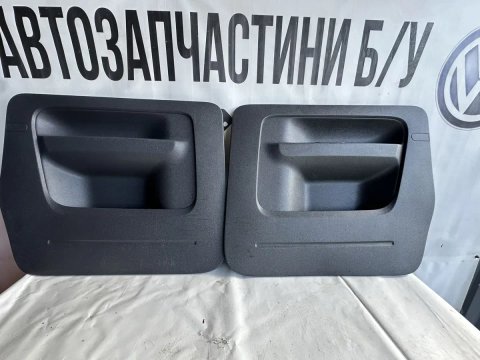 в наявності маємо карти бокових видвижних дверей на автомобіль Volkswagen Caddy