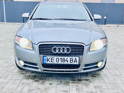 В продаже отличний автомобиль