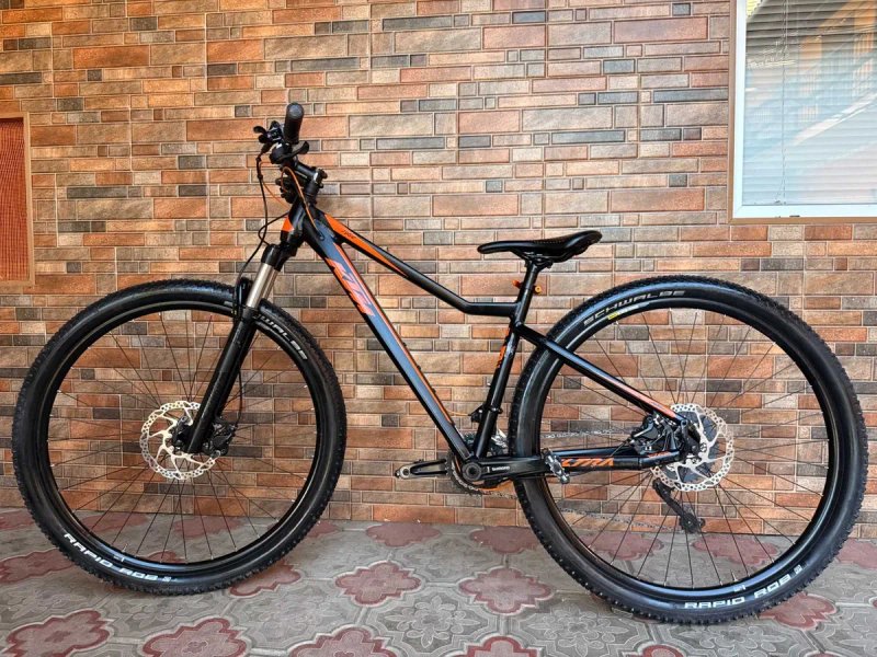 Велосипед KTM Ultra 1964 29"M" Shimano DEORE SLX 2x11, Rock Shox Воздух Гідравліка — фото 2
