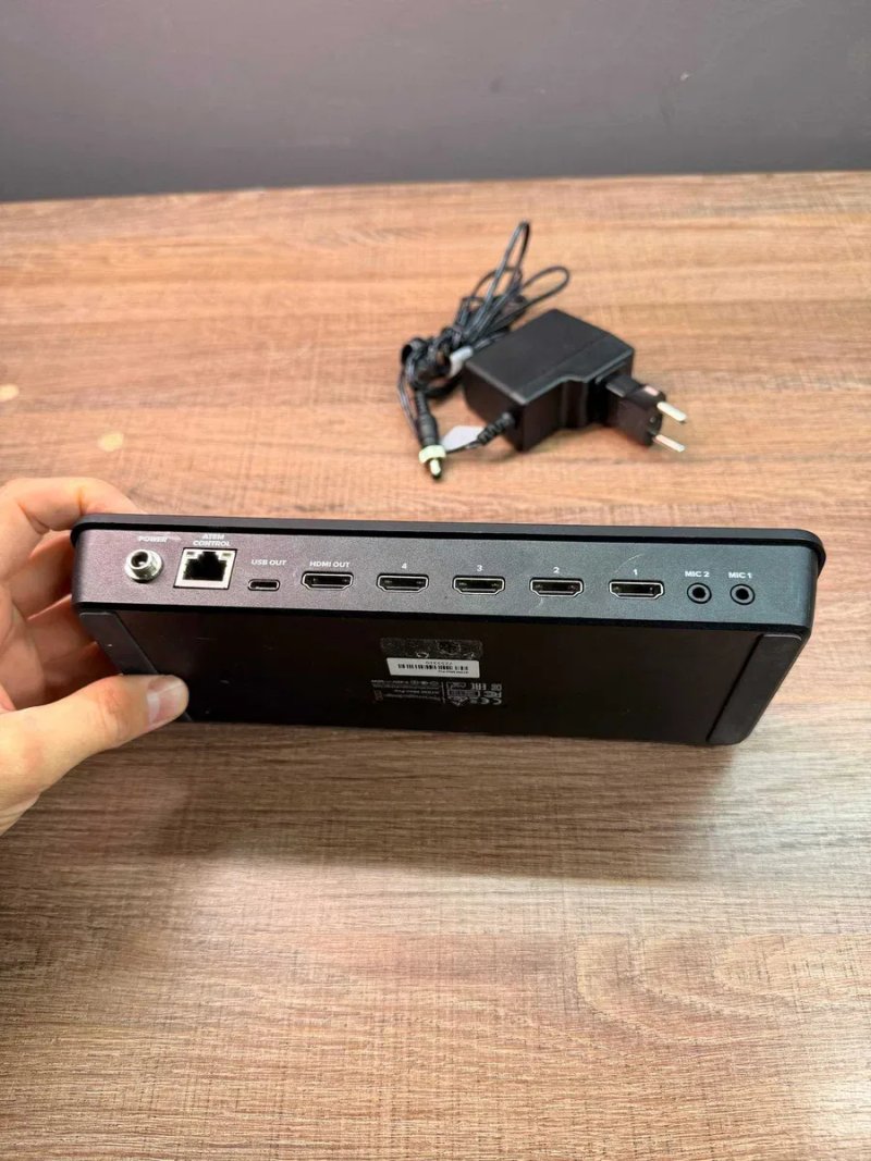 Відеомікшер Blackmagic Design ATEM Mini Pro — фото 3