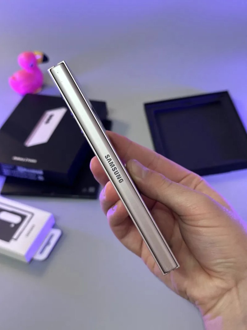 ВІДМІННИЙ Samsung Galaxy z fold 6 12/256 Korea як новий з коробкою + МАЄ ШТАТНУ ФУНКЦІЮ ЗАПИС ДЗВІНКІВ — фото 6