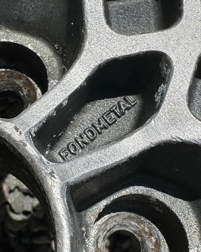 Вінтажні диски Fondmetal 1988р  до класичних Mercedes w126 C126 SEC w123 C123 w201 w124 w202 w210 Vito VW T3 T4 неповторного характерного дизайну — фото 2