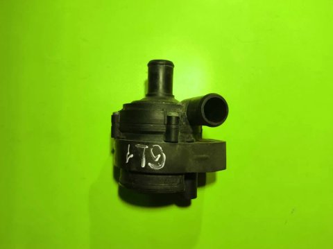 Водяная тосольная помпа Mercedes ML W164 W166 GL X164 X166 насос A0018356064