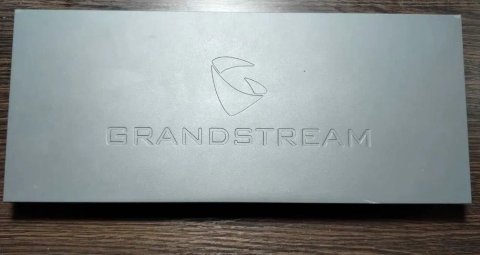 VoIP шлюз 16xFXS Grandstream