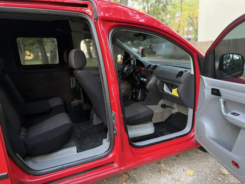 Volkswagen Caddy 1.9TDI (ПАССАЖИР) — фото 7