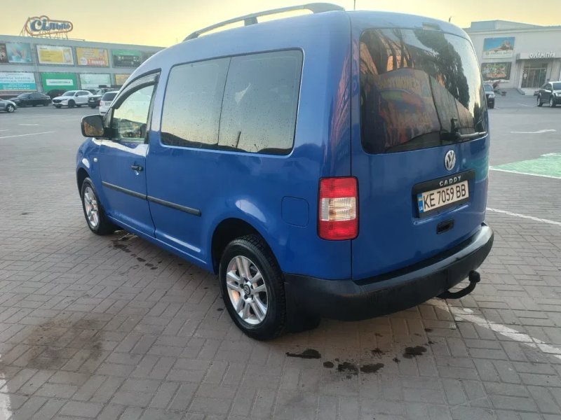 Volkswagen Caddy — фото 4