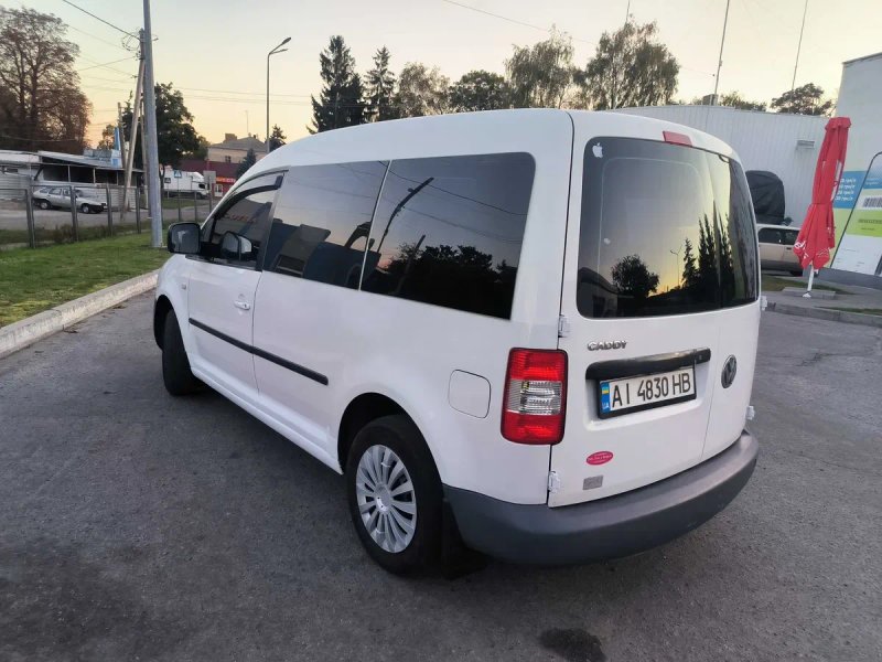 Volkswagen Caddy пассажир,газ 4 — фото 4