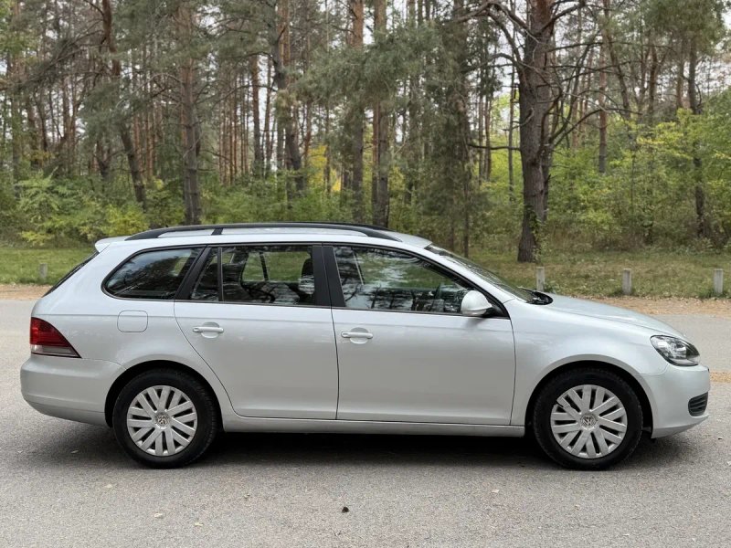 Volkswagen Golf 2011 Год 1.6 дизель — фото 6