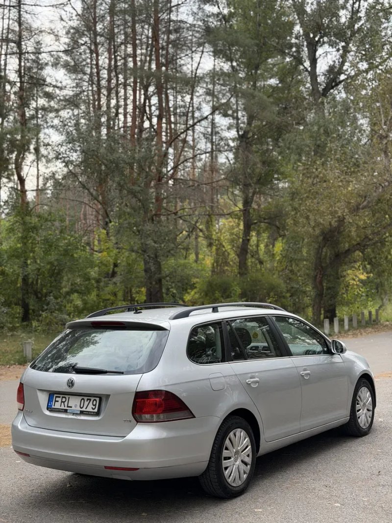 Volkswagen Golf 2011 Год 1.6 дизель — фото 8