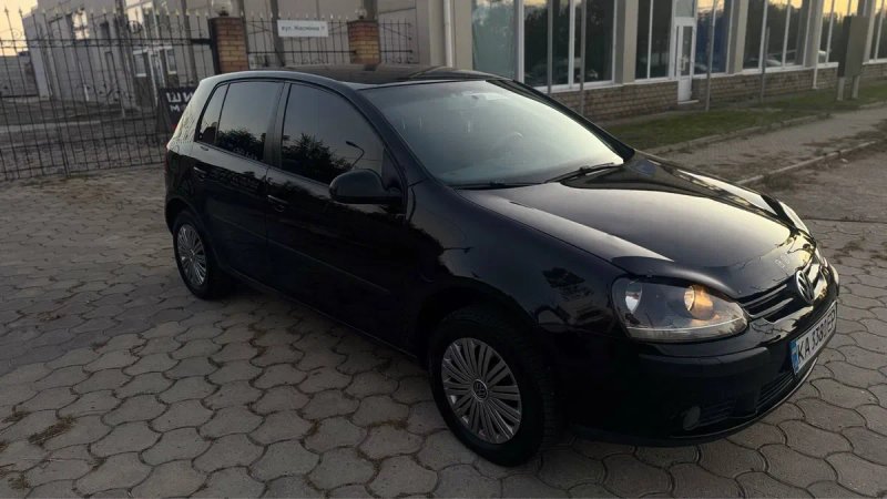 Volkswagen Golf 5 1.6 mpi Автомат газ 4 — фото 2