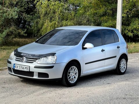 Volkswagen Golf V MPI