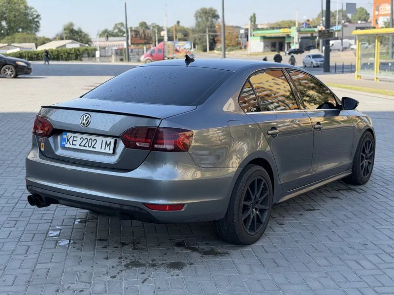 Volkswagen Jetta GLI 2.0 возможен обмен — фото 6