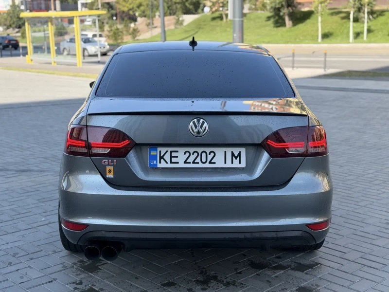 Volkswagen Jetta GLI 2.0 возможен обмен — фото 7