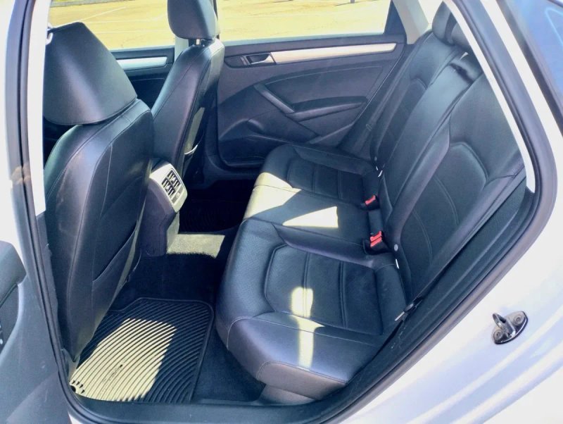 2014 Volkswagen Passat 2.0 TDI акп — фото 4