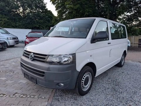 Volkswagen T5...