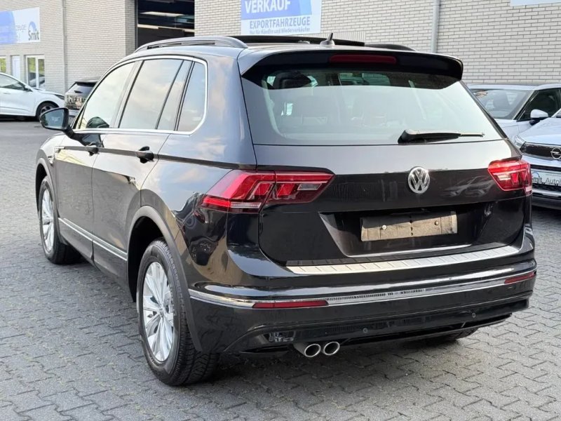 Volkswagen Tiguan — фото 3