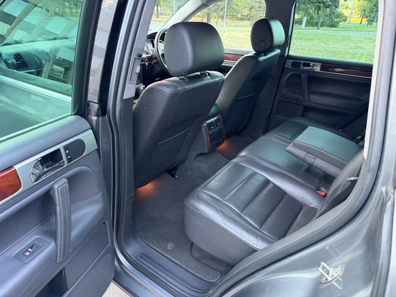 Volkswagen Touareg 2.5 TDI праве кермо — фото 7