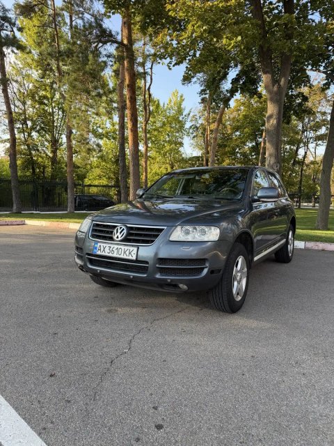 Volkswagen Touareg 3.2 бензин/газ 4×4 — 2005 рік