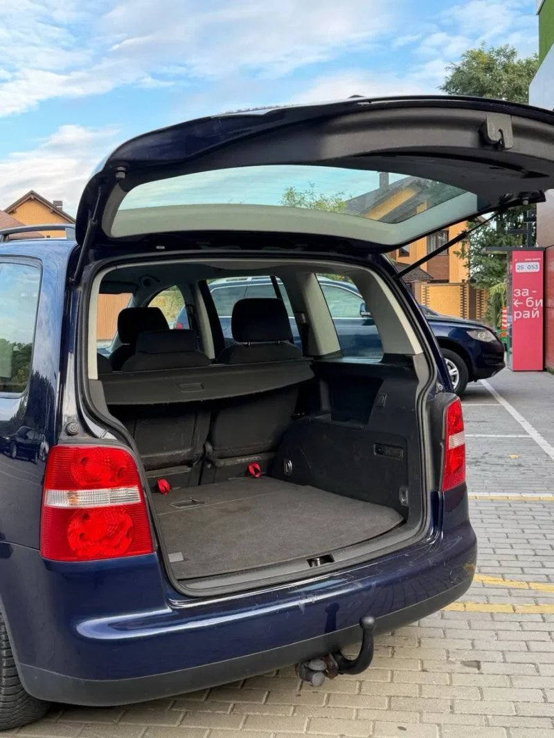 Volkswagen TOURAN 1.9TDi — фото 5