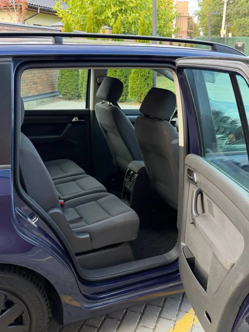 Volkswagen TOURAN 1.9TDi — фото 8