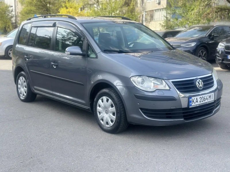 Volkswagen Touran 2007 року, 1.4 TSI, DSG DQ250 — фото 2