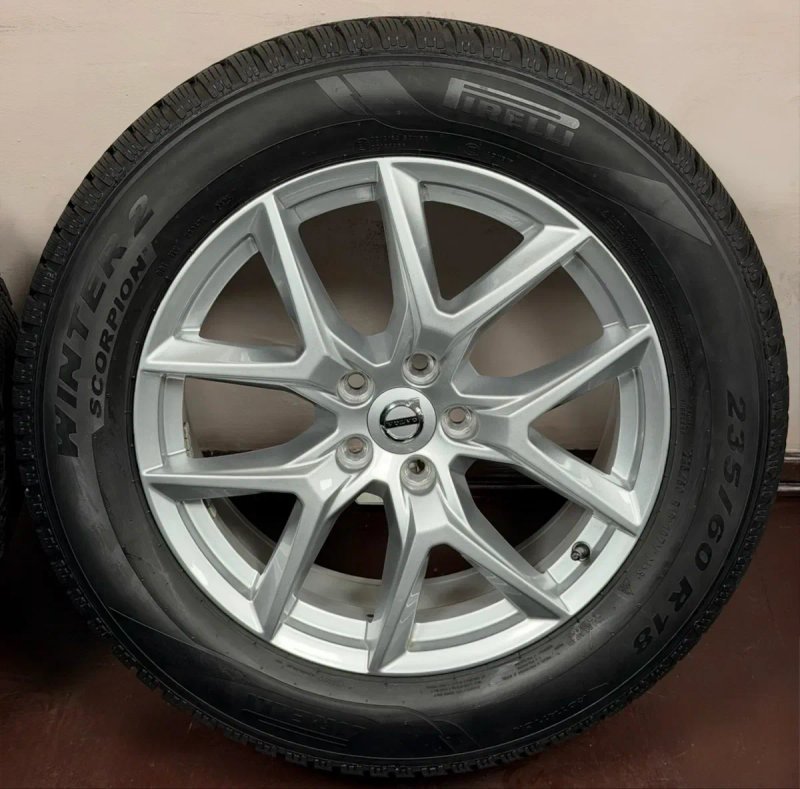 Volvo XC60 R18 оригінальні диски шини зимові Pirelli 235 60 18 Scorpion Winter 2 — фото 8