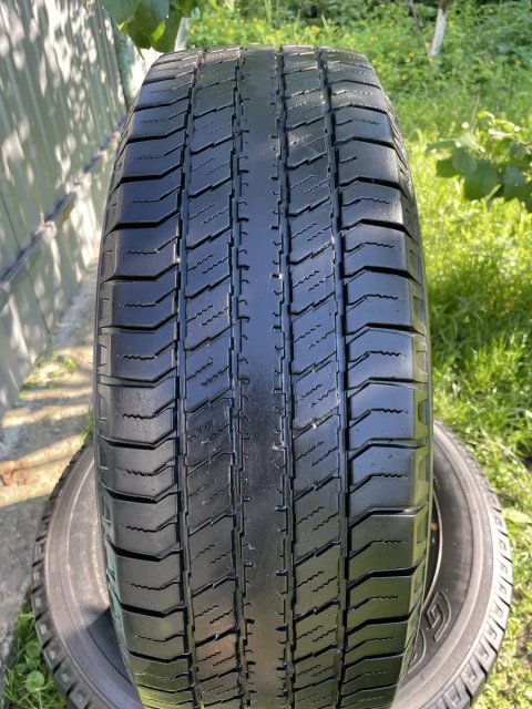 Всесезонні 2шт 245/70R17 Coform
