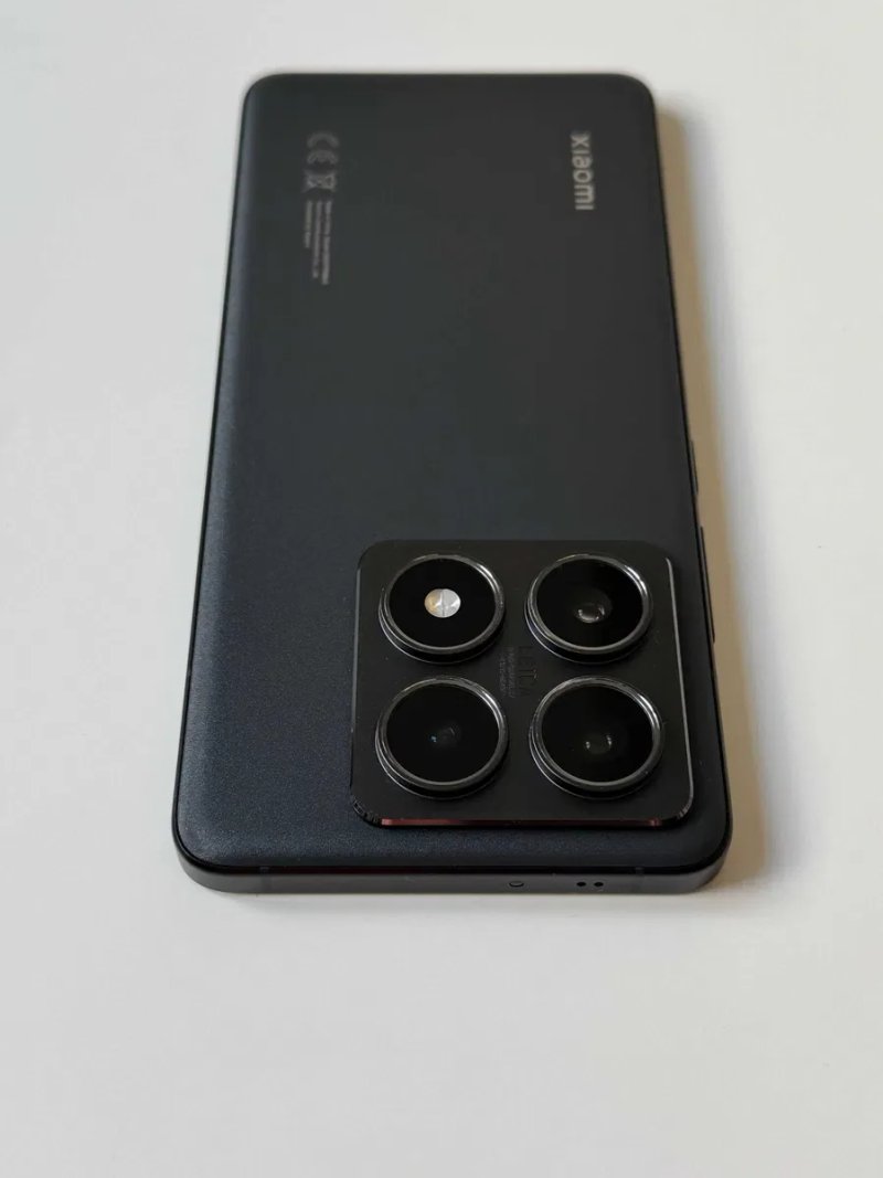 Xiaomi 14T Pro 5G 12/512 невеличке вигорання — фото 8