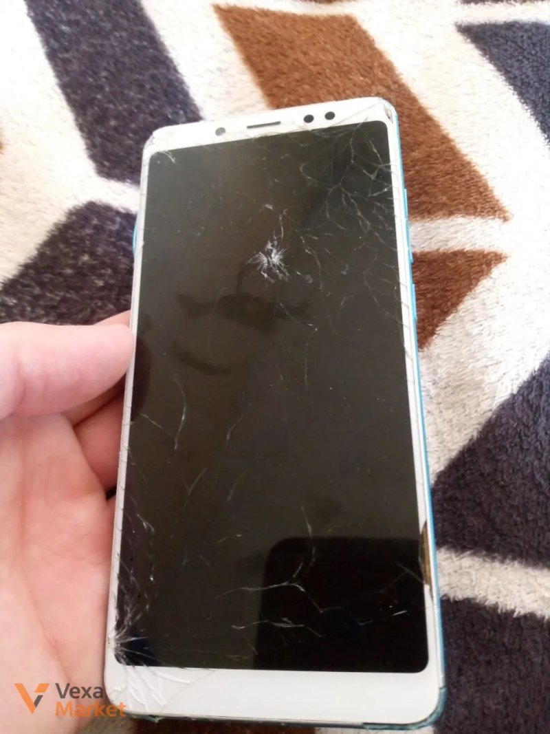 Xiaomi Mi A2 Lite 32GB — фото 2