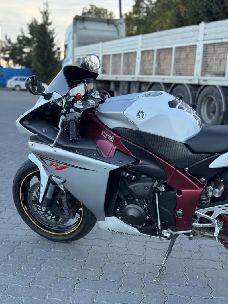 Yamaha R1 2010 Cross Planei4 — фото 7