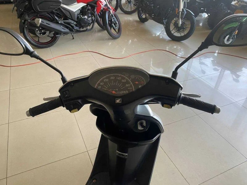 Японский скутер HONDA DIO AF68 купить в Артмото Сумы (документы МРЕО) — фото 8