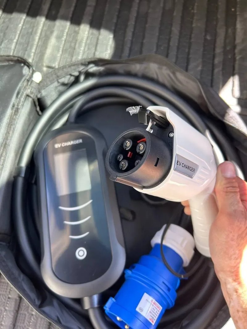 Зарядка для електромобіля США Type 1 J1772 Nissan Leaf, Tesla, Volt — фото 4