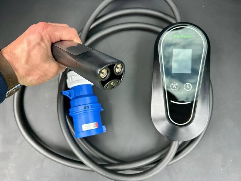 Зарядка для електромобіля США Type 1 J1772 Nissan Leaf, Tesla, Volt — фото 6
