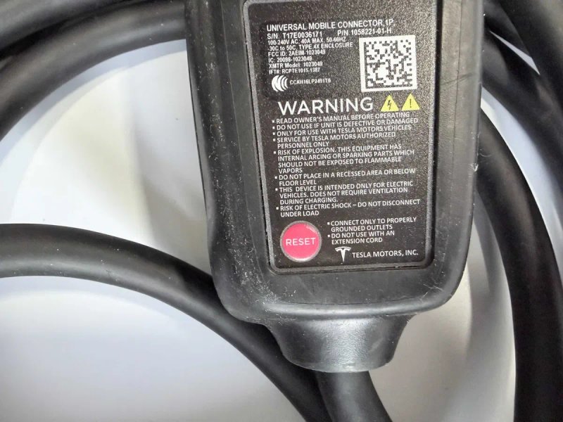 Зарядка Tesla Mobile Connector Gen1 40А | для Tesla зі США, оригінал — фото 5