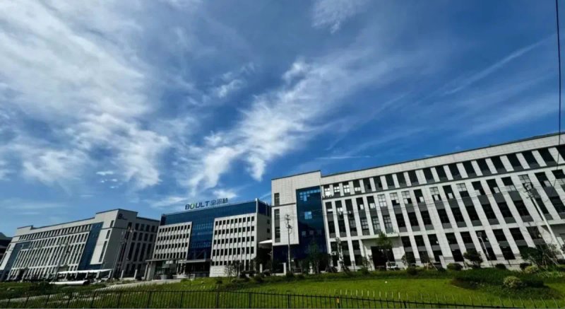 Зарядка тесла модел 3 Y S X 16а 32а type 2 не вибиває від перепаду напрруги — фото 5